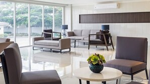 Khu tiếp khách ở sảnh