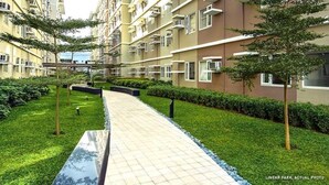 Quang cảnh vườn