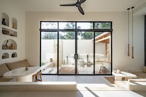 Villa, 1 Schlafzimmer, Poolblick | Wohnzimmer