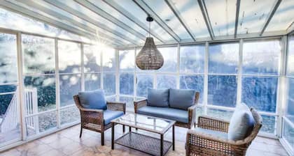 Style & confort by Montreal -New - 3 BR Bungalow