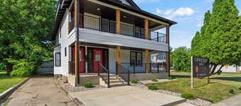 Lux 1 bed/1 bath unit ideal for traveling professional