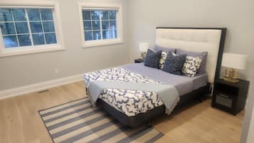 4 chambres, bureau, Wi-Fi gratuit, draps fournis