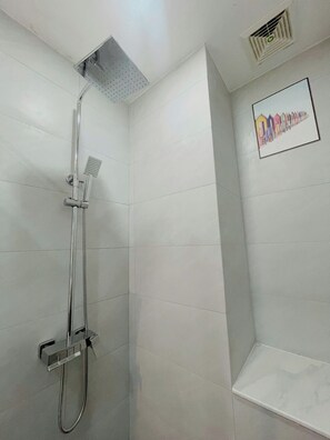 Bathroom - HAVI Hotel (Ho Chi Minh City)