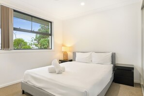 4 slaapkamers, een strijkplank/strijkijzer, wifi, beddengoed