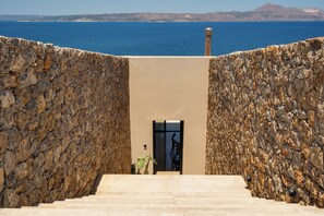 Property grounds - Arion Aesthesis Boutique Villa (Kokkino Chorio)