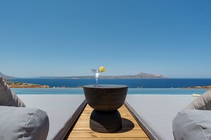 Terrace/patio - Arion Aesthesis Boutique Villa (Kokkino Chorio)