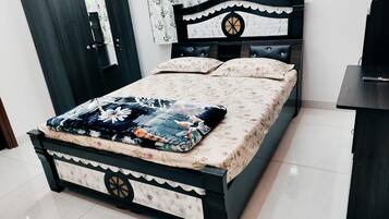 3 dormitoris, wifi i roba de llit