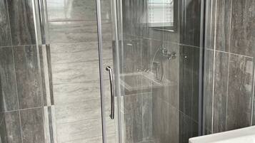 Shower, towels