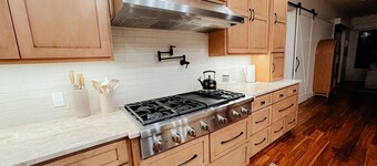 Snake River Estate - Direct River Access & Firepit