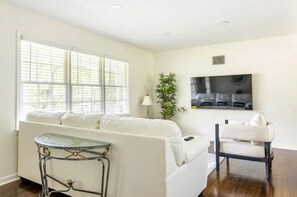 Smart TV - The Abode at Roswell. A Charming 4-bedroom with handicap accessible features. (Roswell)