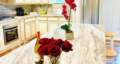 3-bedroom cozy house in Dallas with WiFi, AC. Enjoy your stay