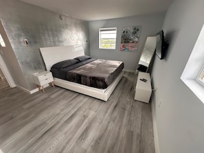 1 chambre, fer et planche Ă repasser, Wi-Fi gratuit, draps fournis