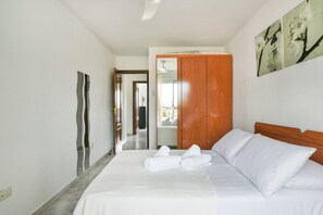 2 bedrooms, iron/ironing board, travel crib, free WiFi