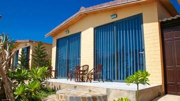 Premier Ocean View King Room | 1 makuuhuone, ylelliset vuodevaatteet, minibaari, työpöytä