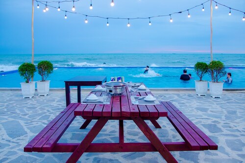  Adora Bay Ke Ga Beach Resort - Onsite Water Park