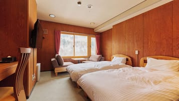 Comfort Twin Room, Garden View | Desk, free WiFi, bed sheets