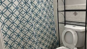 Habitación individual básica, 1 habitación | Baño