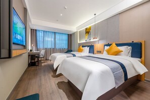 Desk, laptop workspace, blackout curtains, iron/ironing board - (Guangzhou)