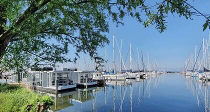 Amazing ship in Almere with lake view