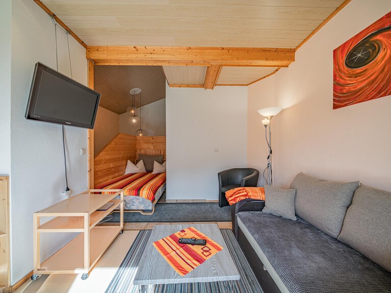 Gemütliche Ferienwohnung Mit Balkon & Bergblick - Brixen im Thale
