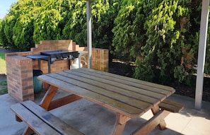 BBQ/picnic area