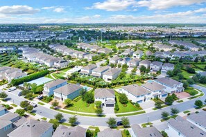 Exterior - Minutes to Disney! Pool, Air Hockey, Dog Friendly! (Kissimmee)