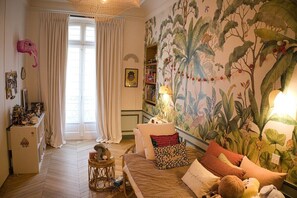 3 chambres, accès à Internet, literie fournie