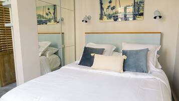 2 chambres, fer et planche Ă repasser, Wi-Fi gratuit, draps fournis