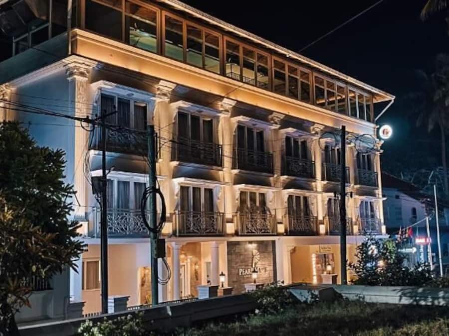 Mặt tiền nơi lưu trú