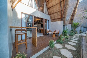 패밀리 방갈로, 금연, 수영장 전망 | 테라스/파티오