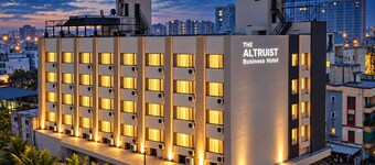 The Altruist Wagholi Hotel