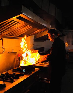 Restaurant - The Altruist Hotel Kharadi (Pune)