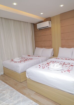 Deluxe Double or Twin Room, Mountain View