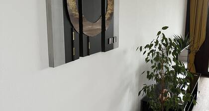 Ferienwohnung 'Bayreuth Apart No 7' mit Bergblick, Balkon und Wi-Fi