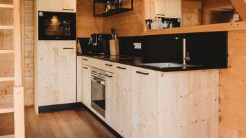 Kühlschrank, Ofen, Herdplatte, Geschirrspüler