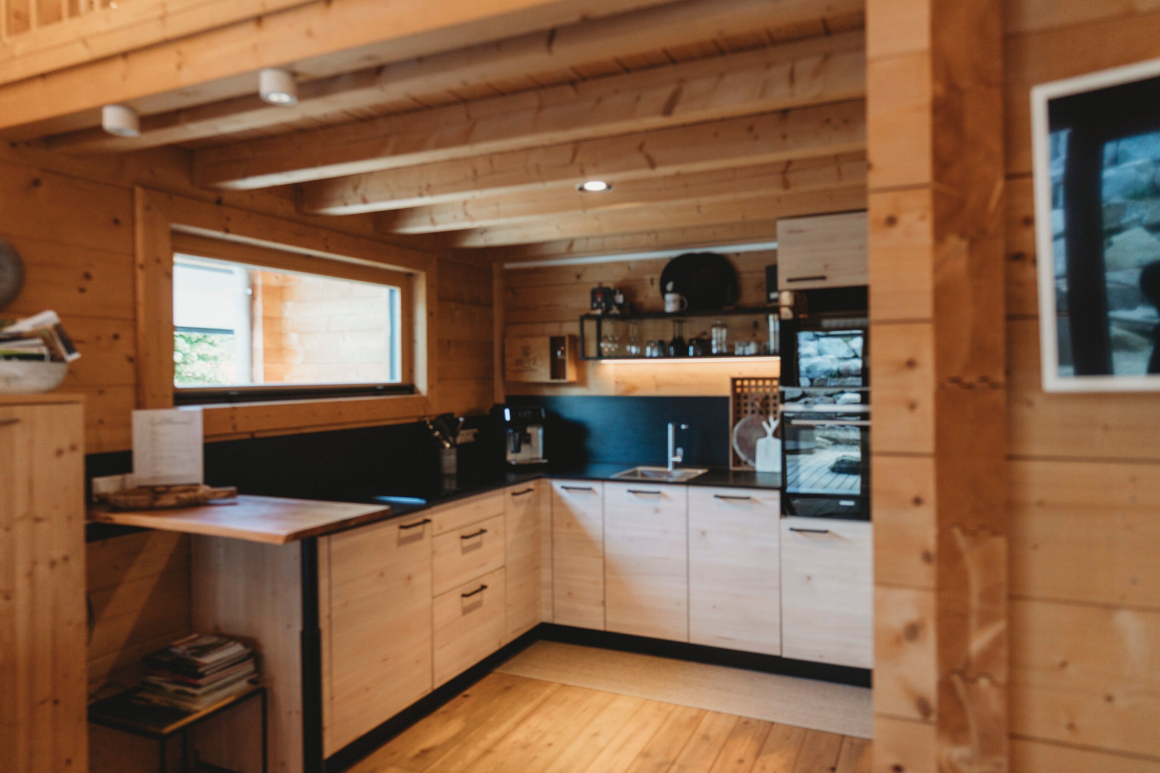 Kühlschrank, Ofen, Herdplatte, Geschirrspüler