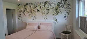 2 soverom, strykejern/-brett, wi-fi (inkludert) og sengetøy