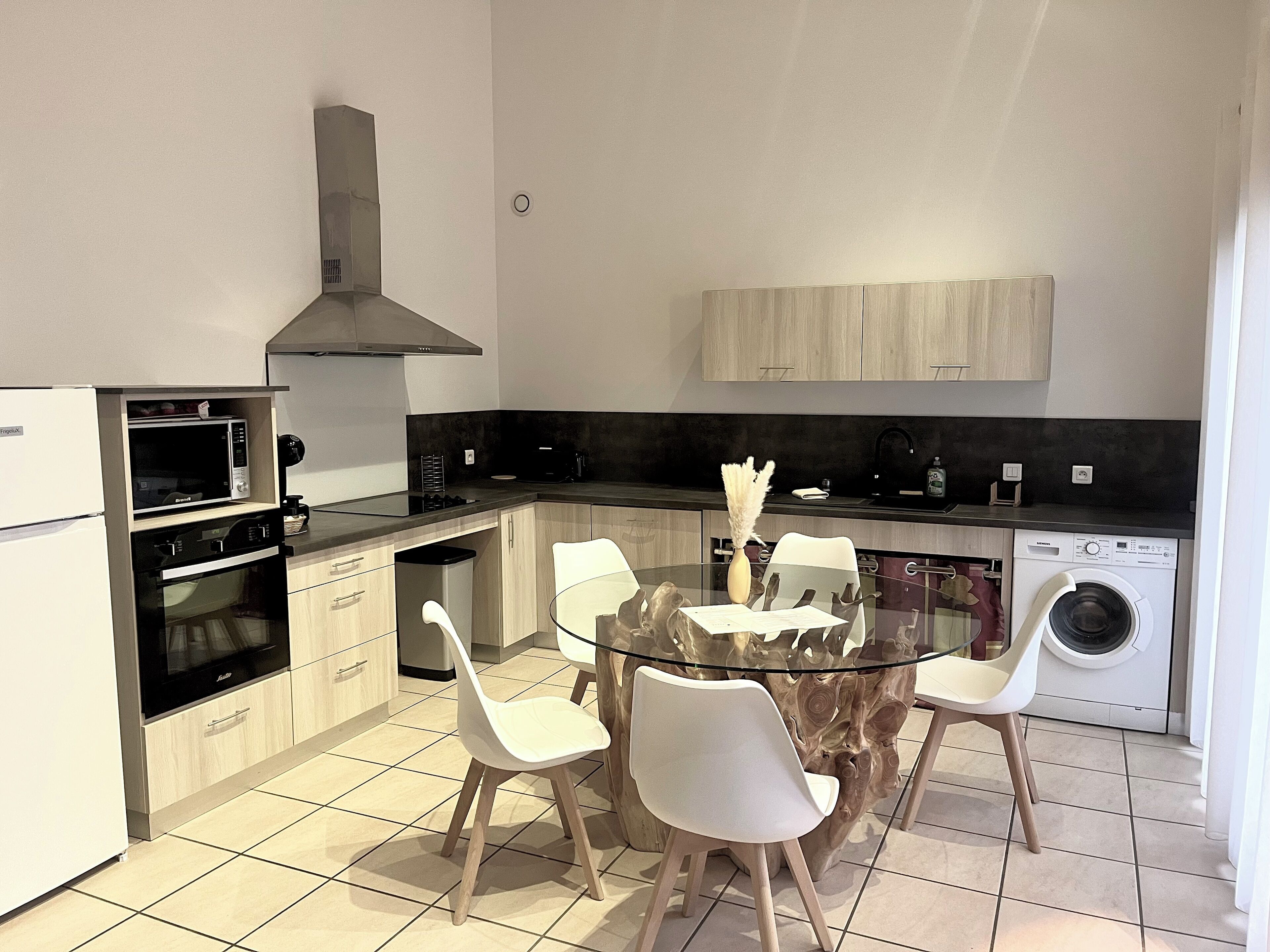 House, Pool View | Dapur peribadi