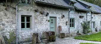 近迪尔比的17世纪小屋 La Petite For t