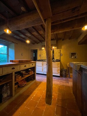 Apartment | 3 bedrooms - La Petite For t 17th Cent Cottage Near Durbuy (Clavier)
