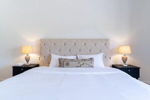 Luxury Villa, Pool View | 9 bilik tidur, kalis bunyi, Wi-fi percuma 