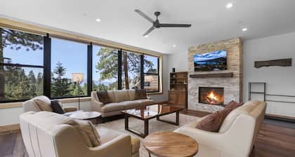 Superb Ski Haus | Near Heavenly & Views | Sleeps 8