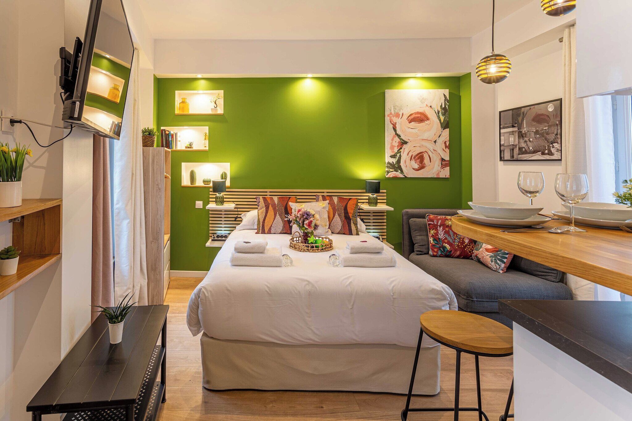 Desk, iron/ironing board, free WiFi, bed sheets