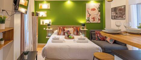 Desk, iron/ironing board, free WiFi, bed sheets