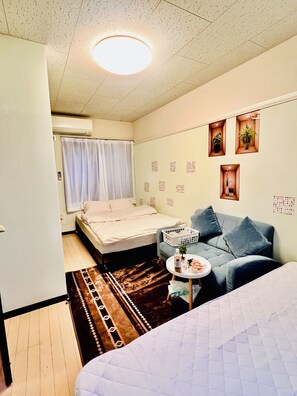 1 chambre, fer et planche à repasser, Wi-Fi gratuit