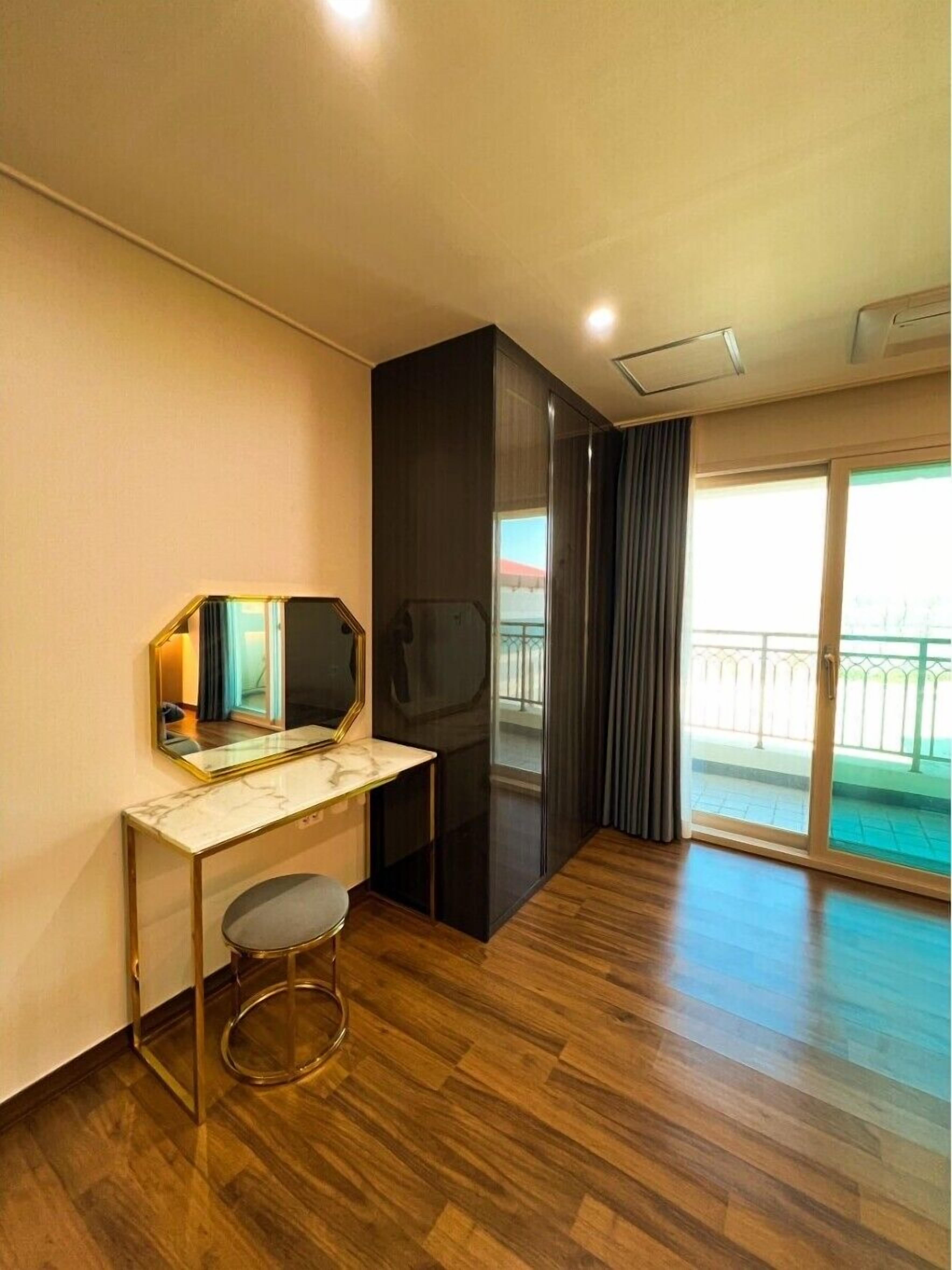Family Suite, Beach View | Free WiFi