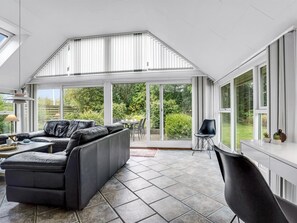 TV, fireplace - "Frida" - 125m from the sea by Interhome (Køge)