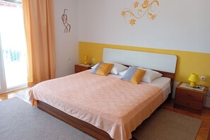2 habitaciones, wifi gratis y ropa de cama 