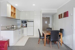Apartment | In-room dining