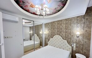 1 bedroom, iron/ironing board, free WiFi - Designer Apartments near Dana Mall (Minsk)